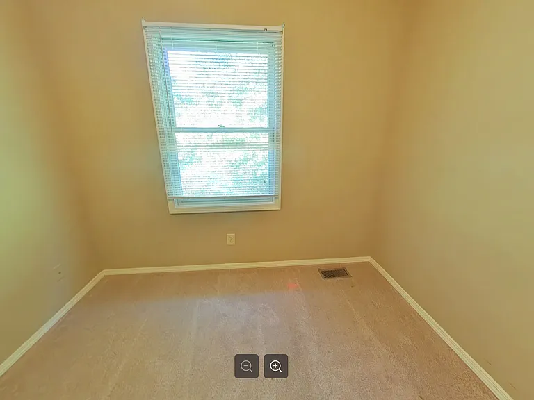 1383 W Allen St #B2 — Photo 9