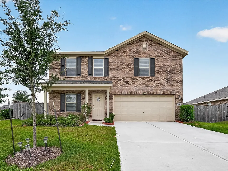 3242 Spanish Oak Ln