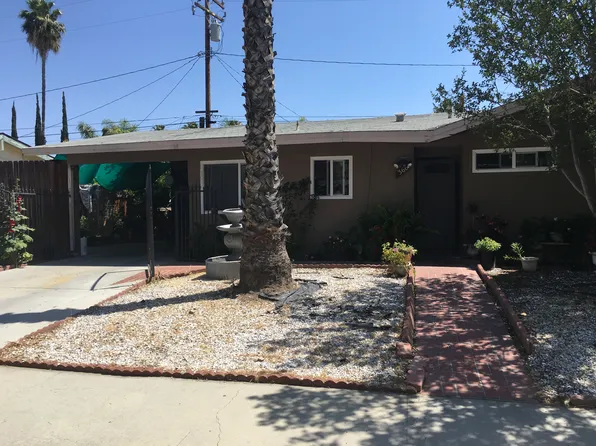 366 Santo Dr, San Jacinto, CA 92583
