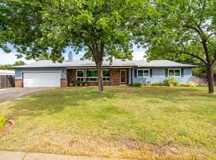 20186 Woodcrest Dr, Redding, CA 96002