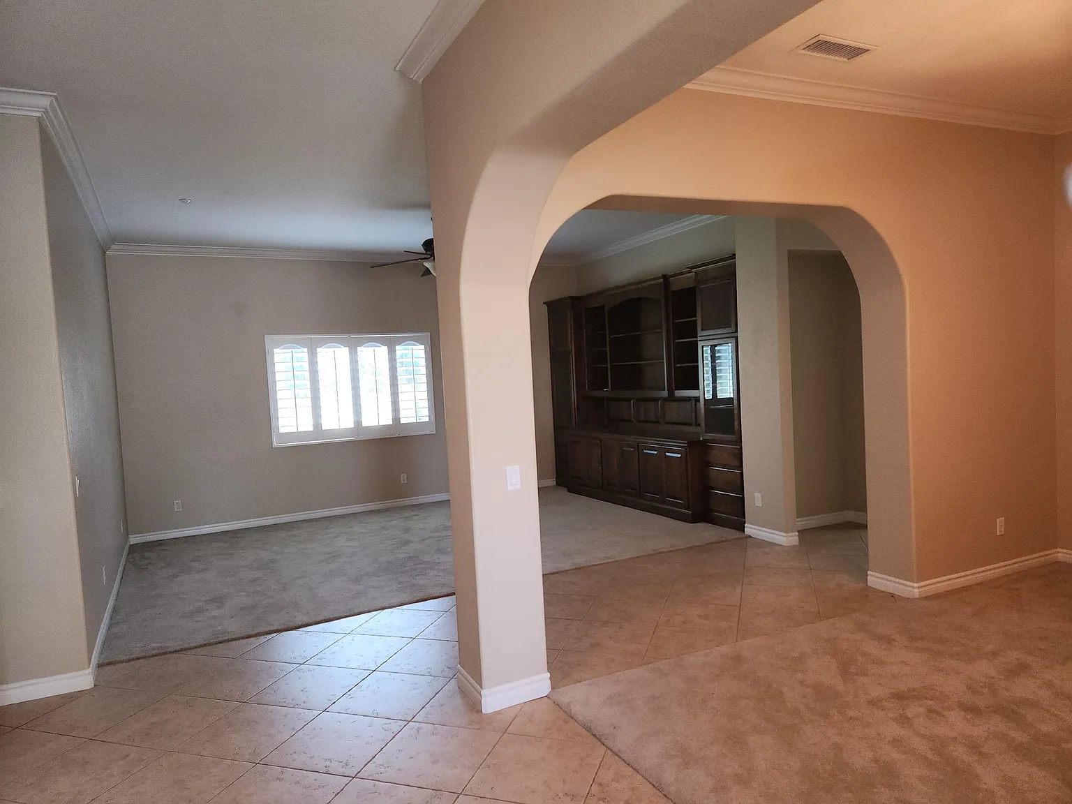 4 bed, 2.5 bath, 2547 sqft, $4,700 — Photo 4