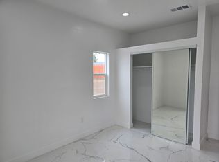 5680 Oak Pl, Westminster, CA 92683