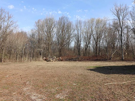 3rd image of 2630 W Temperance Rd