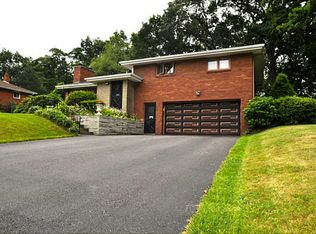 333 Highland Pines Dr, Pittsburgh, PA 15237
