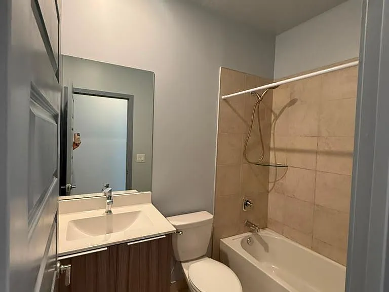 4940 NW 83rd Ave — Photo 13