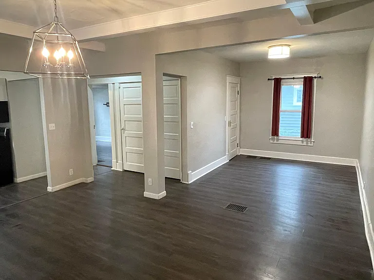 4026 Graceland Ave — Photo 6