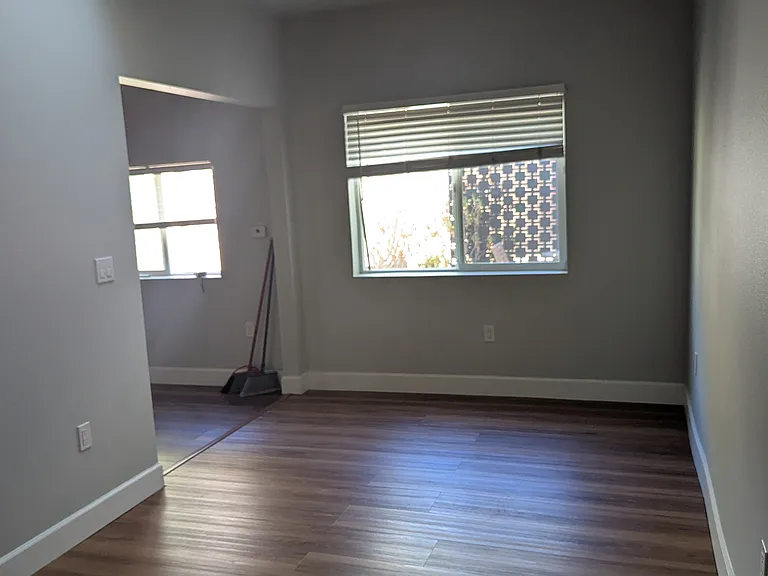 1137 N 3rd St #1 — Photo 5