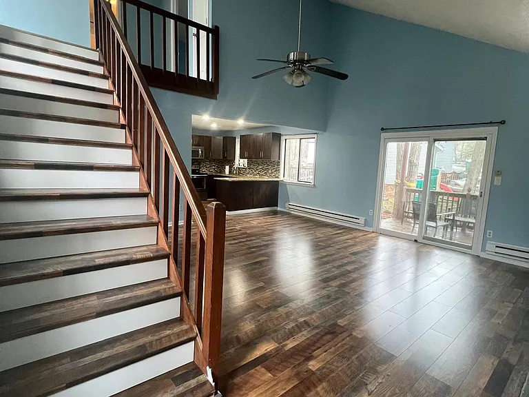 Woods Ln — Photo 16