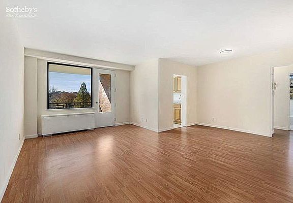 2nd image of 4901 Henry Hudson Pkwy W APT 5K