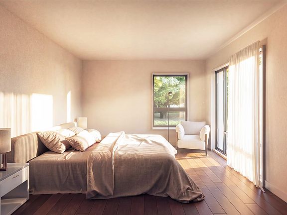 4th image of 68 Bellport Avenue