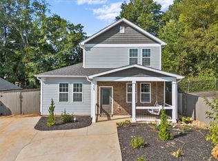 15 Blackwood St, Greenville, SC 29611