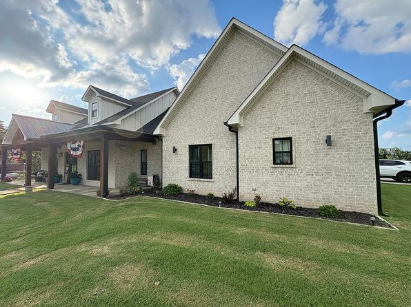 1609 E Hollow Oak Rd