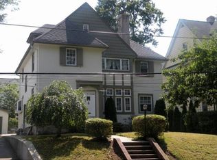 17 Vernon Pl, Mount Vernon, NY 10552