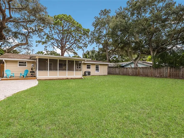 2266 Clematis St — Photo 19