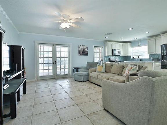 4th image of 14023 Cherry Lake Dr