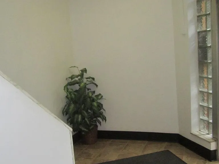 5712 Phillips Ave #B9 — Photo 10