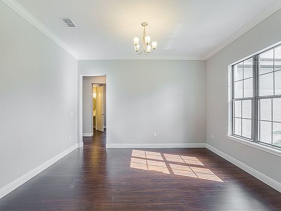 3rd image of 1754 Oak Grove Chase Dr