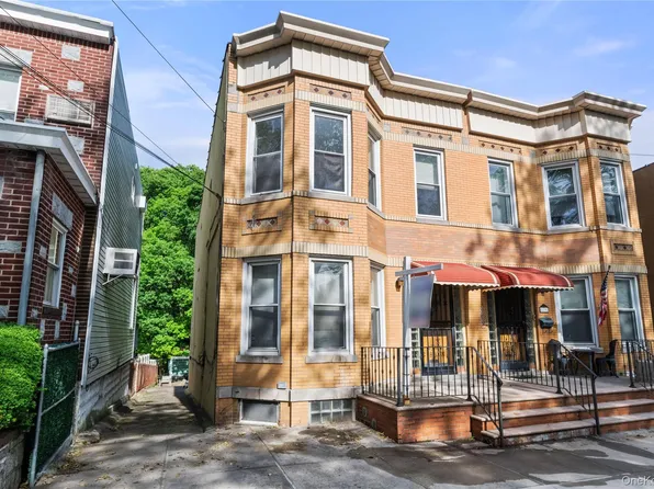 82-72 88th Place, Glendale, NY 11385