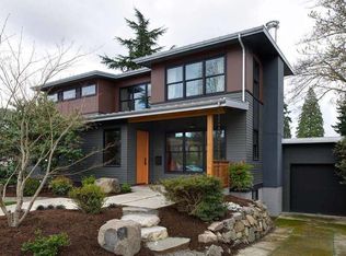 5707 NE 56th St, Seattle, WA 98105
