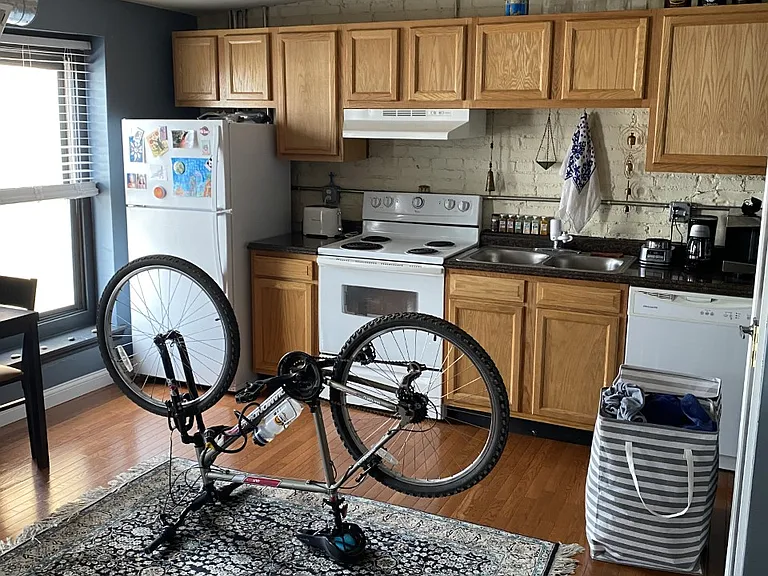 124 W Michigan Ave #301 — Photo 3