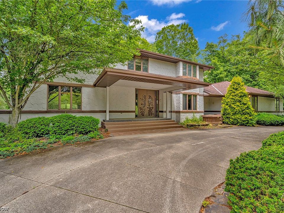 1117 Rambling Way, Akron, OH 44333 Zillow