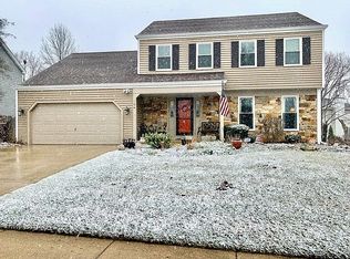 106 Carrol Rd, Saint Charles, IL 60174