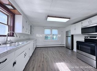 2 Sterling St, Waterville, ME 04901