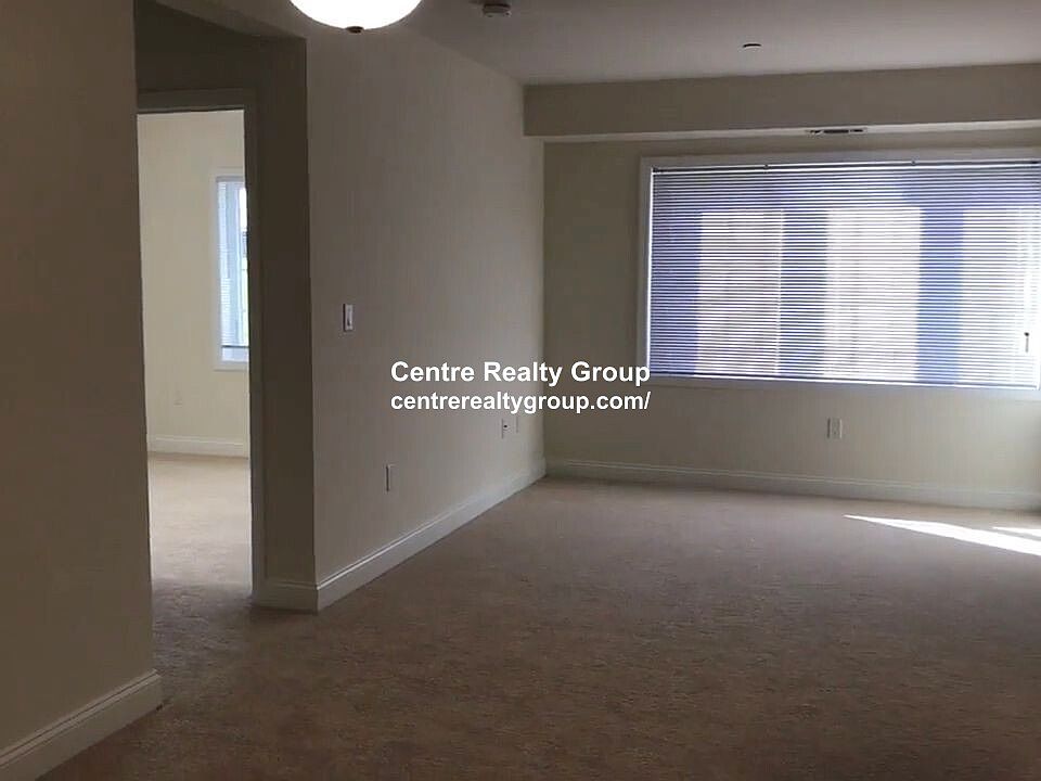 2nd image of 125 Edgemere Rd APT 209