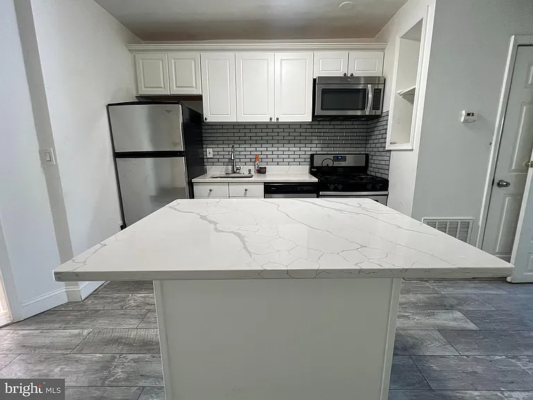 5413 Georgia Ave NW — Photo 3