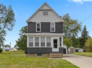 124 Seneca Ave, Elyria, OH 44035