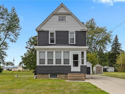 124 Seneca Ave, Elyria, OH, 44035