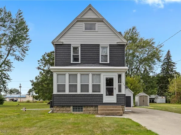 124 Seneca Ave, Elyria, OH 44035