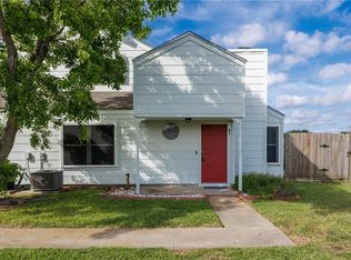7252 The Mansions Dr #D-2, Corpus Christi, TX 78414