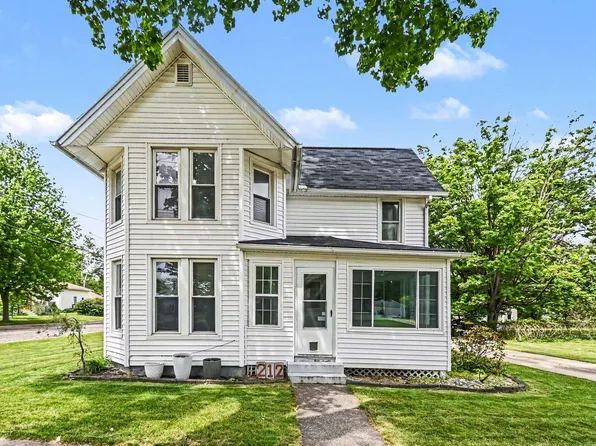 212 Washington St, Leslie, MI 49251