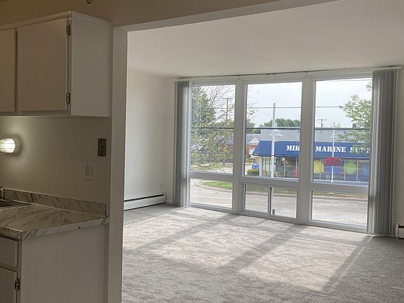 4th image of 24901 Jefferson Ave APT 210