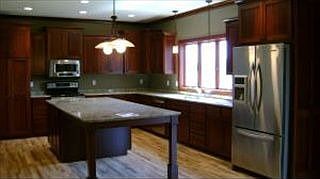 1st image of 642 Vineyard Dr