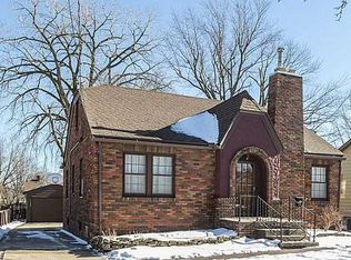 2211 36th St, Des Moines, IA 50310