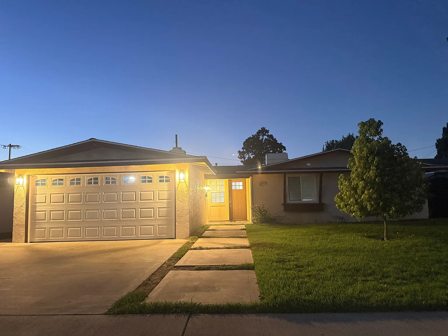 4 bed, 1246 sqft, $4,400 — Photo 3