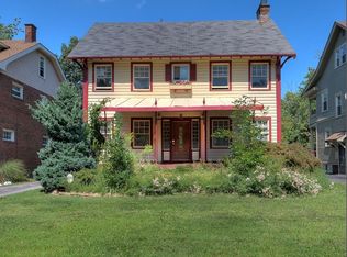 3335 Euclid Heights Blvd, Cleveland Heights, OH