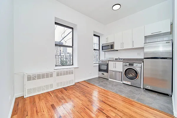 Rented by Living New York | media 11