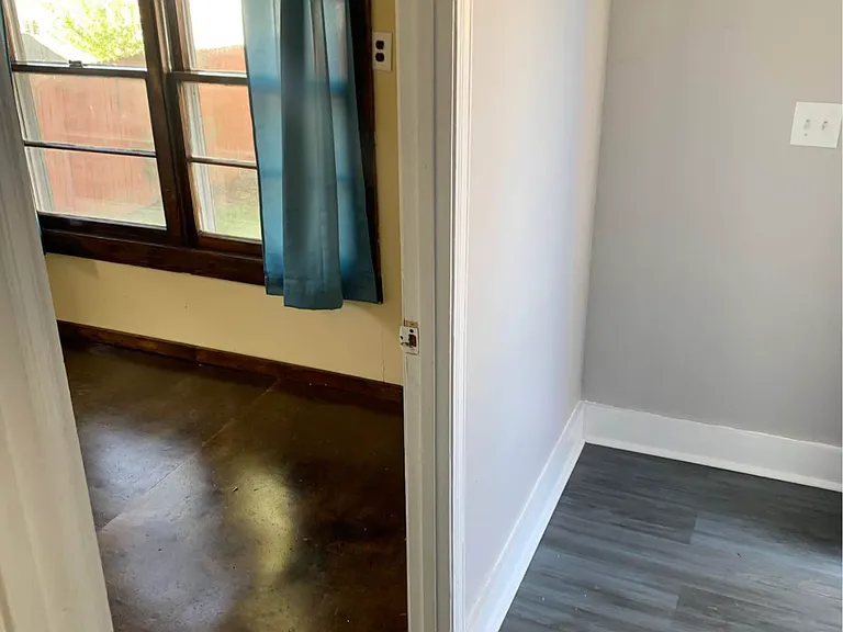 2409 Elliott Dr — Photo 11