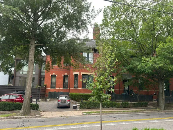 11 Waverley St #4, Belmont, MA 02478