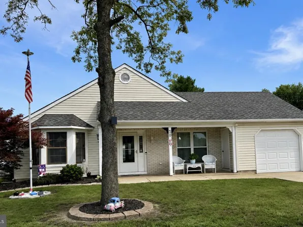 20 S Mars Dr, Sewell, NJ 08080