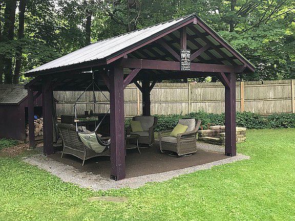 Sitting Pavillion