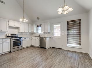 1603 SW 23rd St, Moore, OK 73170