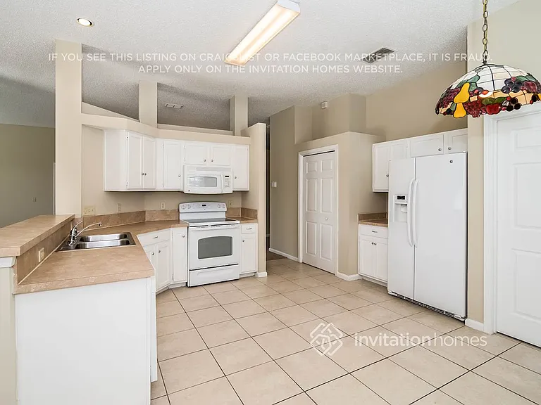 4730 Cumberland Cove Ct — Photo 11