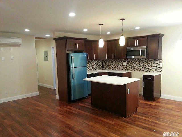1st image of 1166 E 105th St