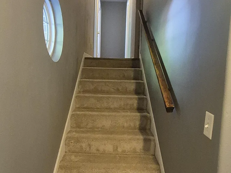 712 Michael Dr — Photo 39