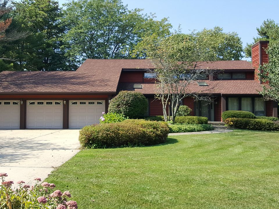 1st image of 3725 Oakwood Dr