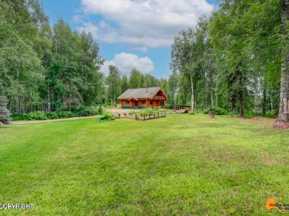 18960 E Future Rd, Talkeetna, AK 99676